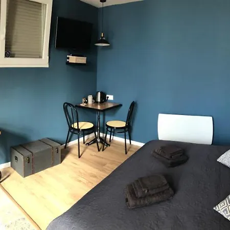 Ξενοδοχείο La Guinguette De Michaux 3*